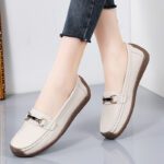 Genuine leather moccasins for women Spring and Autumn - Image 4
