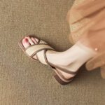 Feeling of stepping on shit~ Chunky heel sandals - Image 4