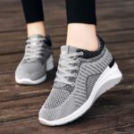 Sports shoes for women update version
