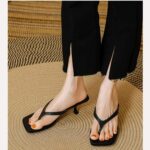 Fashion flip flops temperament kitten heel sandals - Image 3