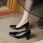 Nude patent leather single shoes women's - Image 3