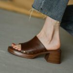 New retro square head thick heel slippers for women