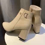 Pointed suede thick heel short boots - Image 2