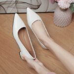 Women's Professional Daily Simple Solid Color Pointed Toe shoe - Image 2