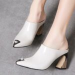 Ladies' fashionable and casual slip-on shoes - Image 2