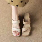Outdoor thick-heeled sandals for women - Image 2