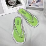 Fashionable and versatile flat slippers for women - Image 6