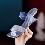 Chunky heel sandals for women to wear outside - Image 3