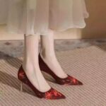 Elegant toast shoes with cheongsam high heels - Image 7