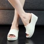 High-heeled slippers for women in summer thick-soled wedge heels - Image 3