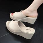 High-heeled slippers for women in summer thick-soled wedge heels - Image 4