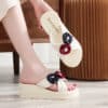 Cross beige daisy red + navy blue