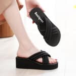Summer new high heel flip flops fashionable beach sandals - Image 5