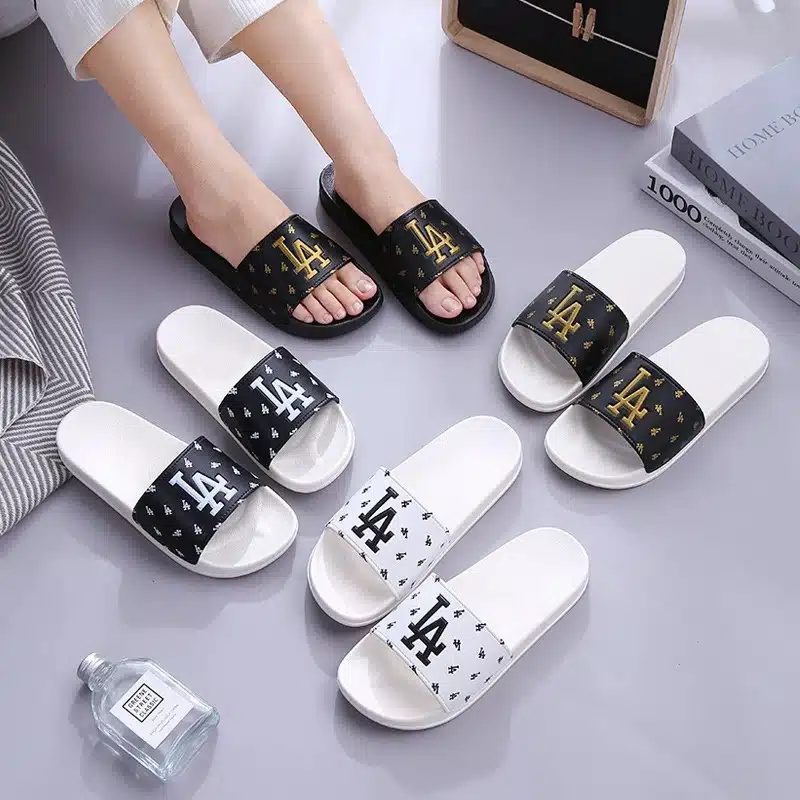 imgi_22_O1CN01B13y0Q1hZKRh2rwmC_!!2217471074291-0-cib.jpg_ Casual wear-resistant slippers couples fashion trend women's flip flops - Image 1