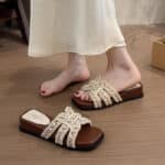 Women's fashionable slipper - Image 4