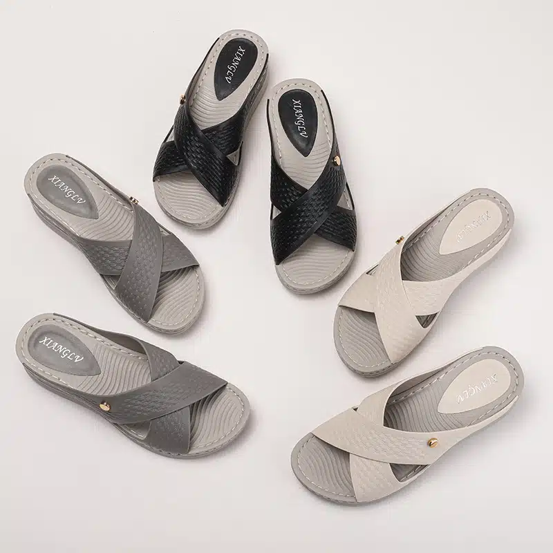 O1CN019t8RiU1zmlCT9vCg6_!!2208329406757-0-cib (1) New slipper for women - Image 1