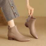 Boots for women's fashion