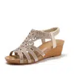 Fashionable heel for women - Image 4