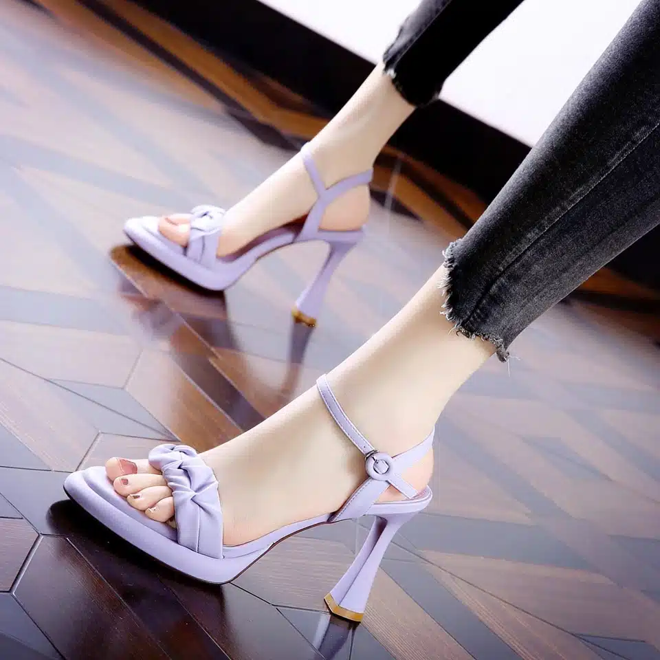 imgi_39_O1CN01oCtNtG1r9oS4PWEaZ_!!3586435589 New pencil heel for ladies fashion - Image 1