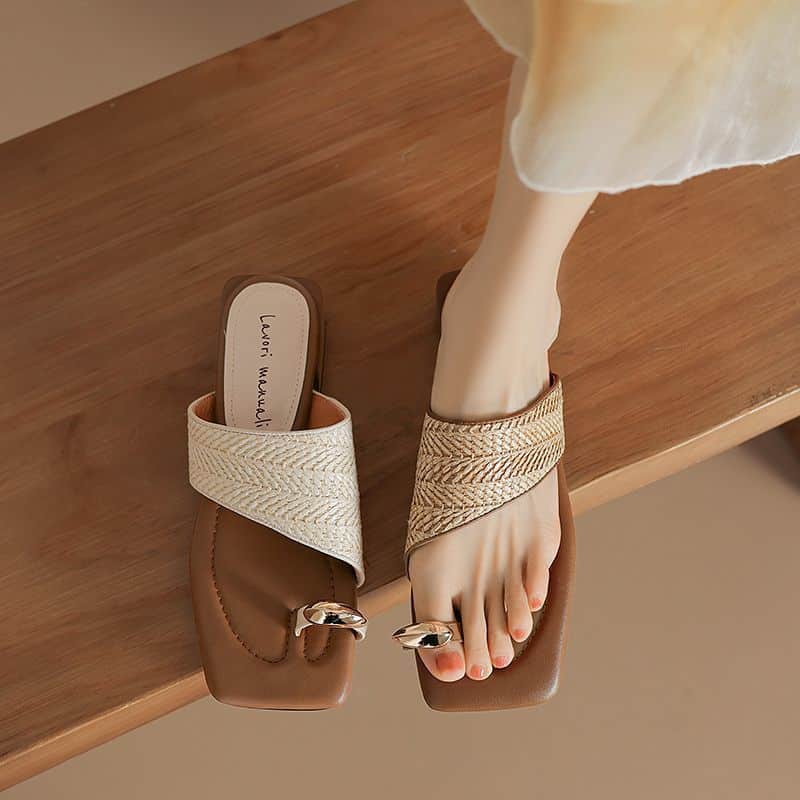O1CN01gzYiUy1W1vuocwae5_!!2216637932729-0-cib Outwear Handmade Straw Retro Vacation Style 2025 Summer One-toe Beach Half-swell Women's Homemade Woven Sandals - Image 1