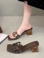 New floral print box heel - Image 3