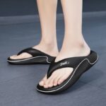 women's outdoor beach shoes, flip-flops, sandals, women's sandals - Image 2